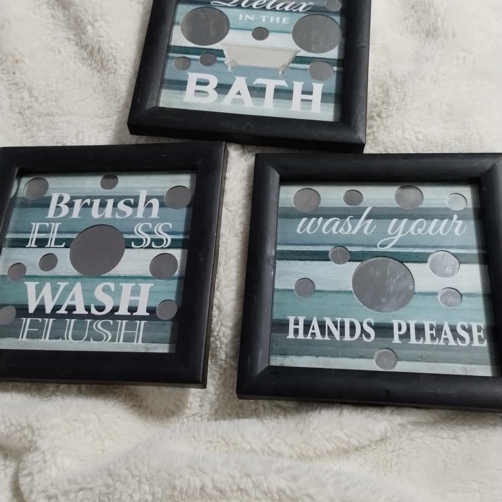 Black and Teal Bathroom Wall Art Set